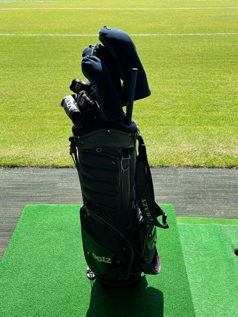 貴重品　デニム生地　CRAZY スタンドバッグ