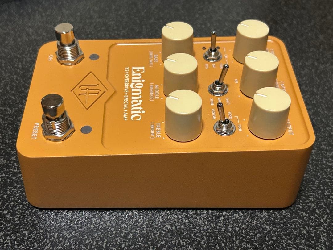 ユニバーサルオーディオ UAFX Enigmatic'82 オーバードライブ