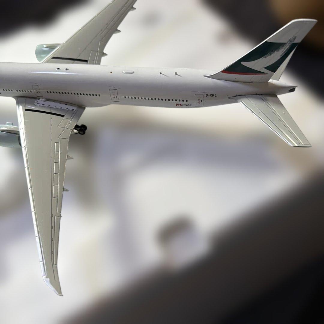 Cathay Pacific ONEWORLD塗装777-367ER1:200