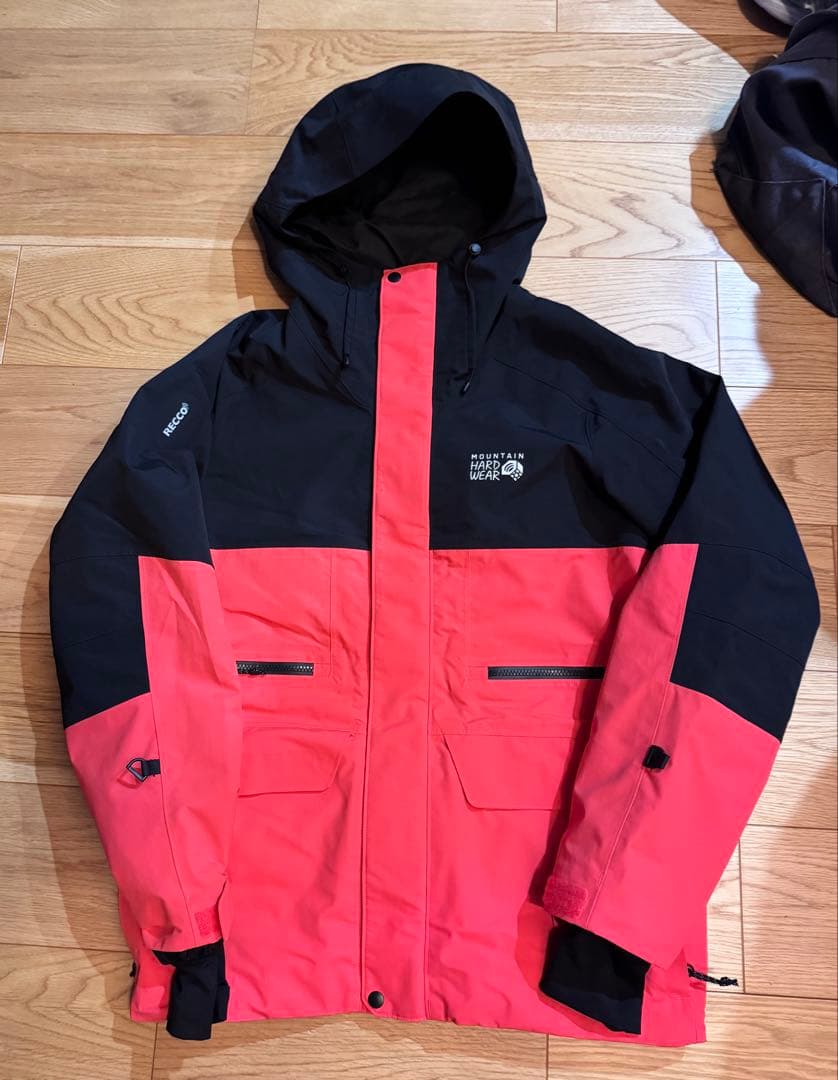 MHWスノーウェア　海外限定カラー　日本未展開