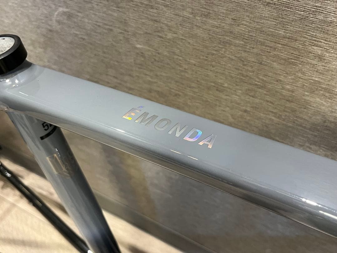 TREK EMONDA ALR 軽量アルミフレーム