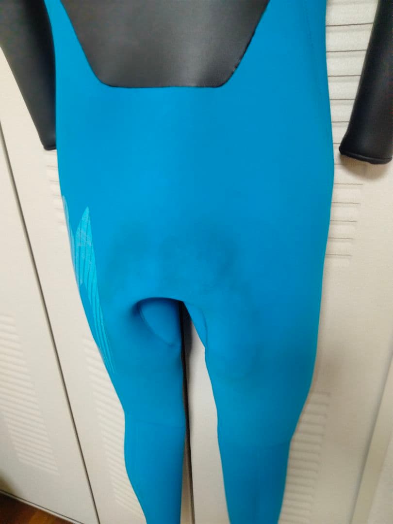 ★BeWET/4×3mmセミドライFREE SHOULDER超伸縮保温起毛S2★