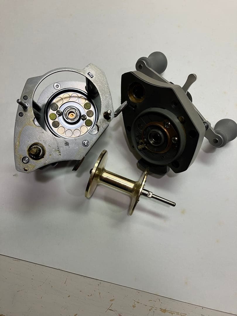 古いクァンタム 1421MG 中古品 オールド80年代 雷魚 ビッグベイト