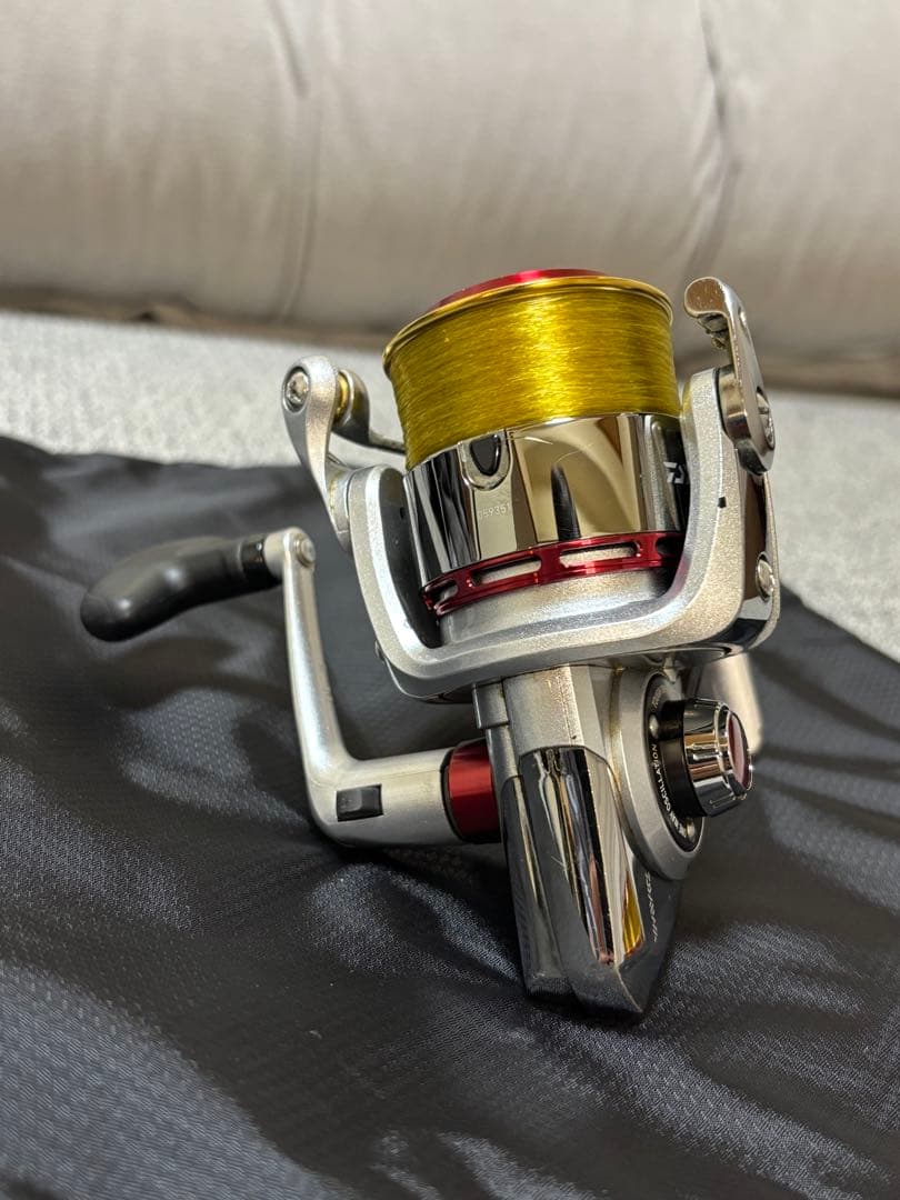 DAIWA トーナメント ZAION 2500LBD ※修理必要