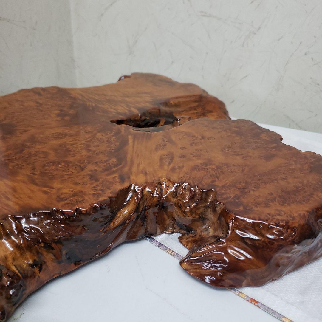 蔵出し特価　玉杢花台　花梨こぶ木製テーブル 自然な形状 光沢仕上げ