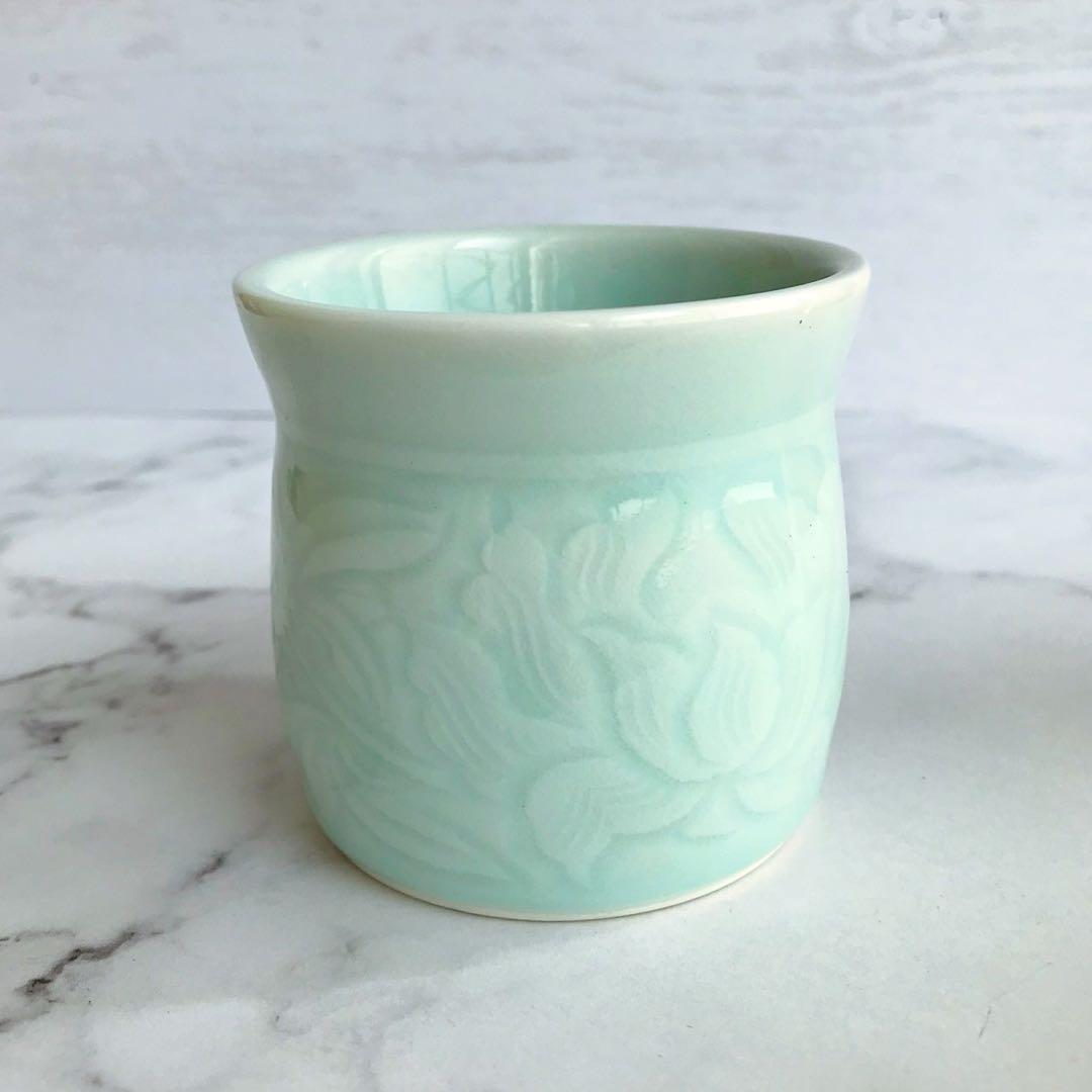 凌山窯　松尾重利さん作　青磁の蓋置き