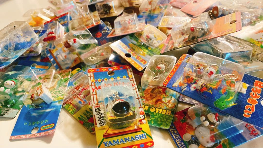 [大量放出]ご当地キティファスナーマスコット　ストラップ40個