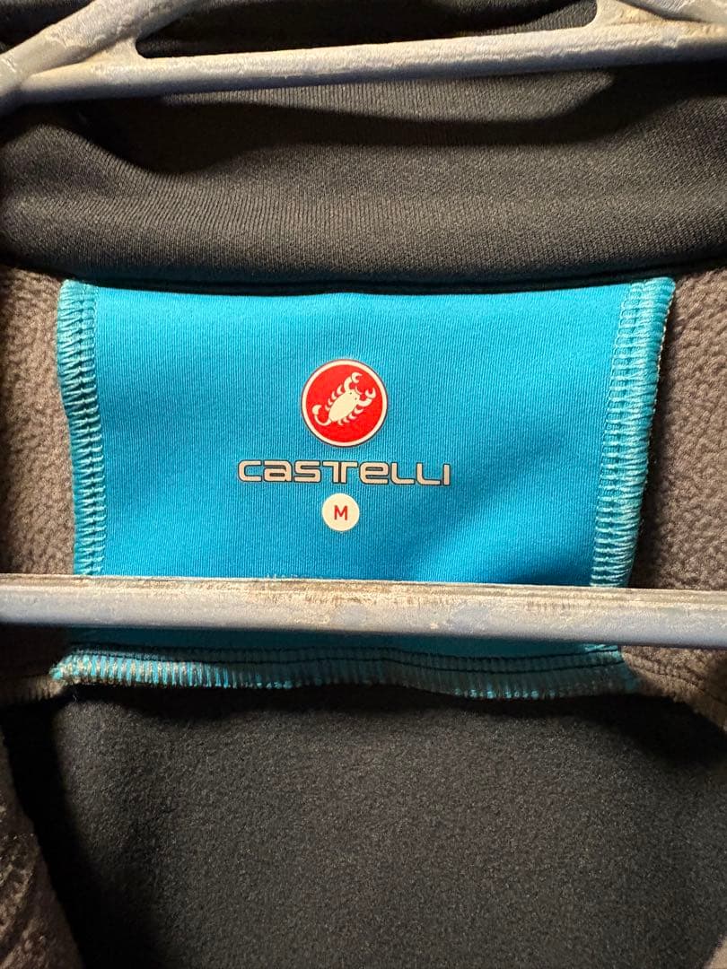 【正規品】限定カラー‼️ Castelli サイクルジャケット 冬用