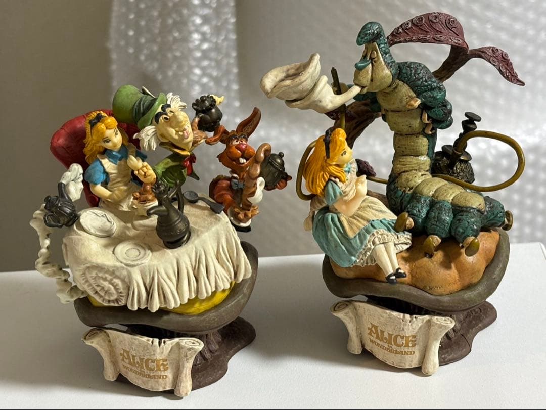 不思議な国のアリス　フィギュア　ディズニー　フォーメーションアーツ　希少