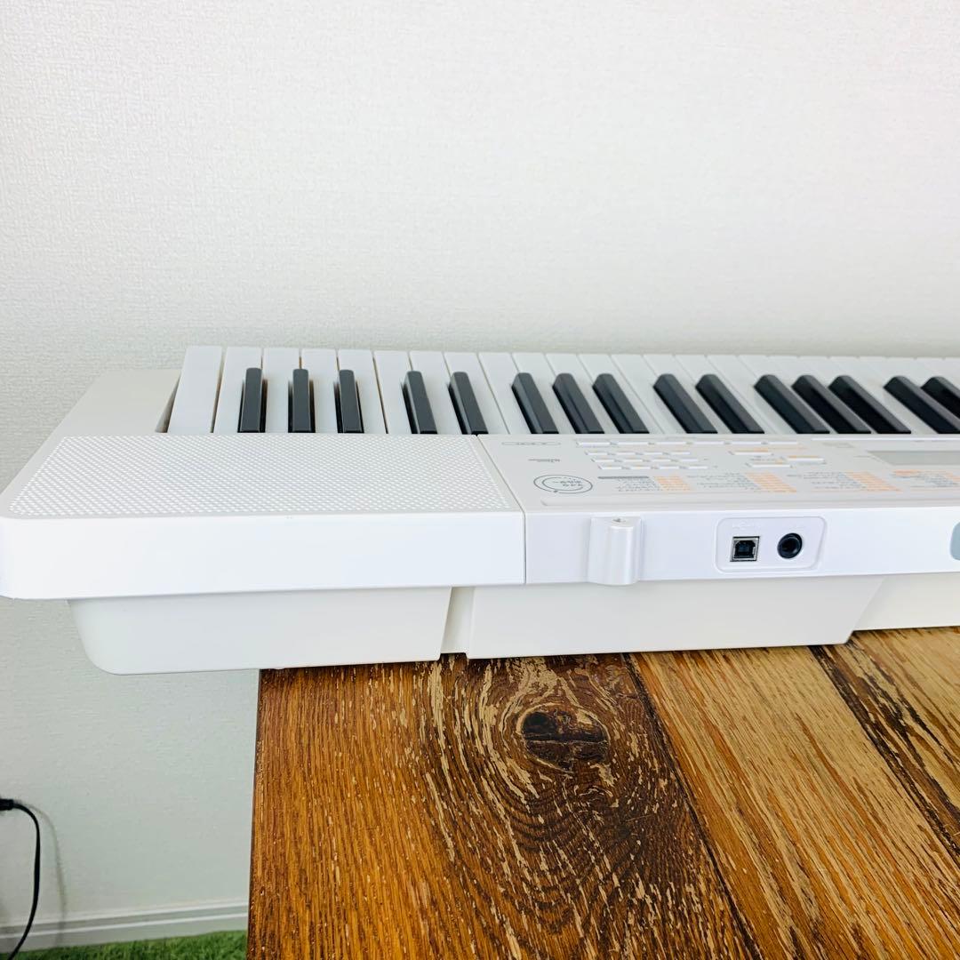 CASIO 61鍵盤 光ナビゲーションキーボード LK-118 電子ピアノ