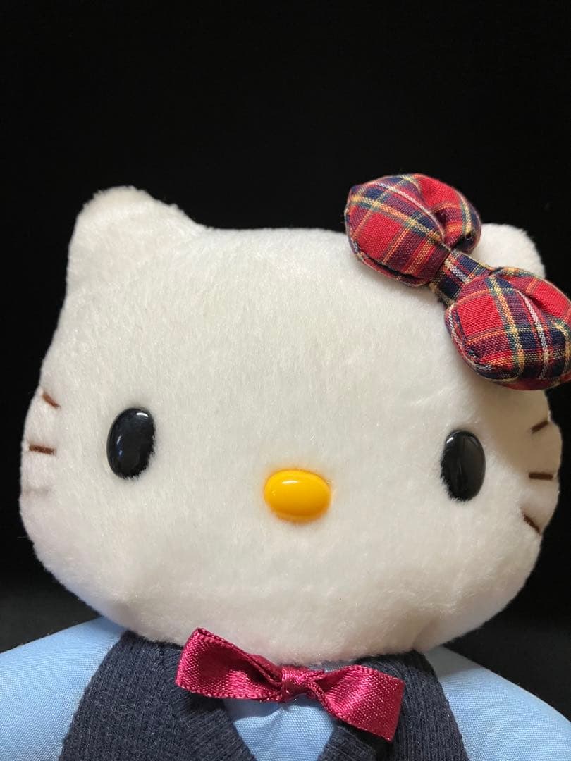 レア　ハローキティ　制服　ぬいぐるみ　B2244