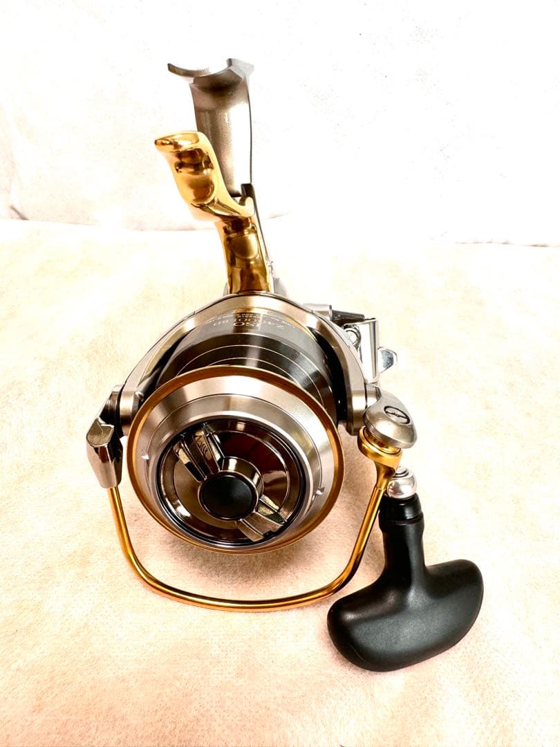 〈祐〉ダイワTOURNAMENT トーナメンISO Z4000LBD