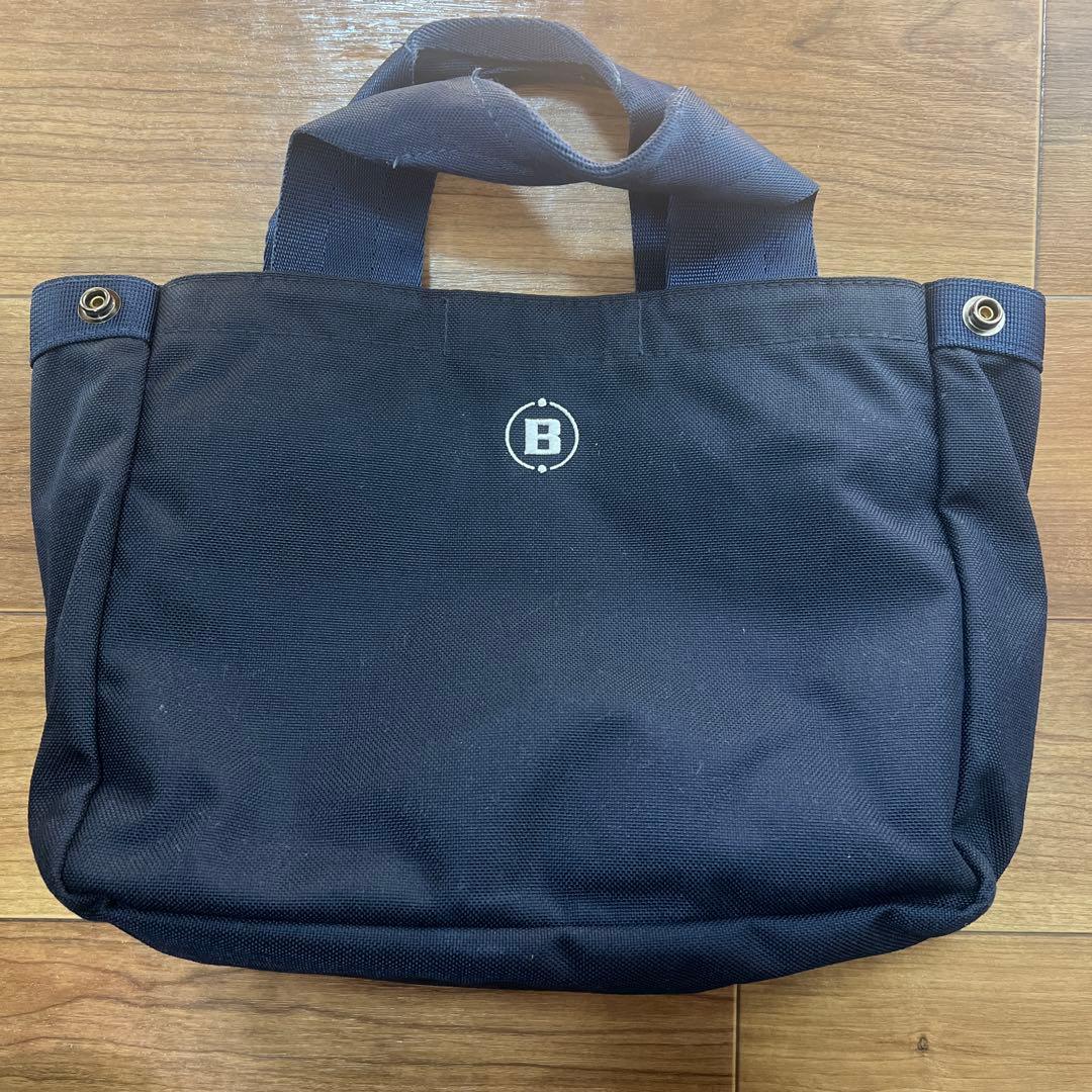 BRIEFING カードバッグ　ラウンドバッグ