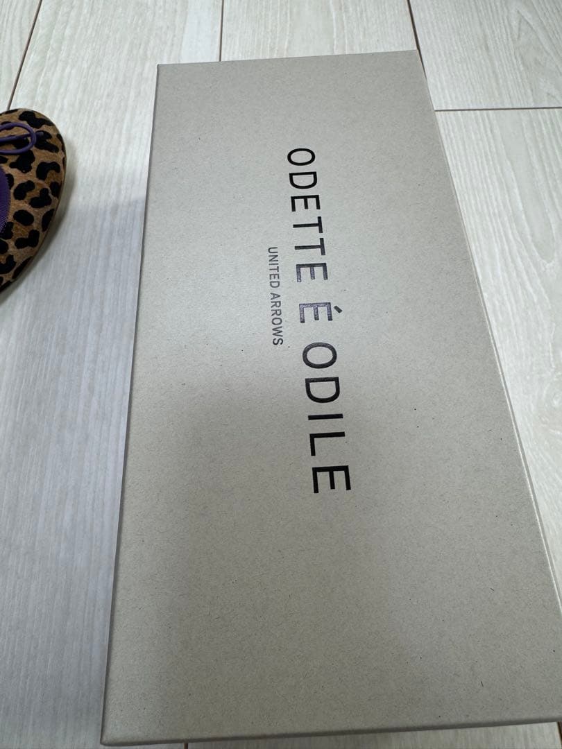 ODETTE E ODILE バレリーナ25F フラット10↓↑ 23.5cm