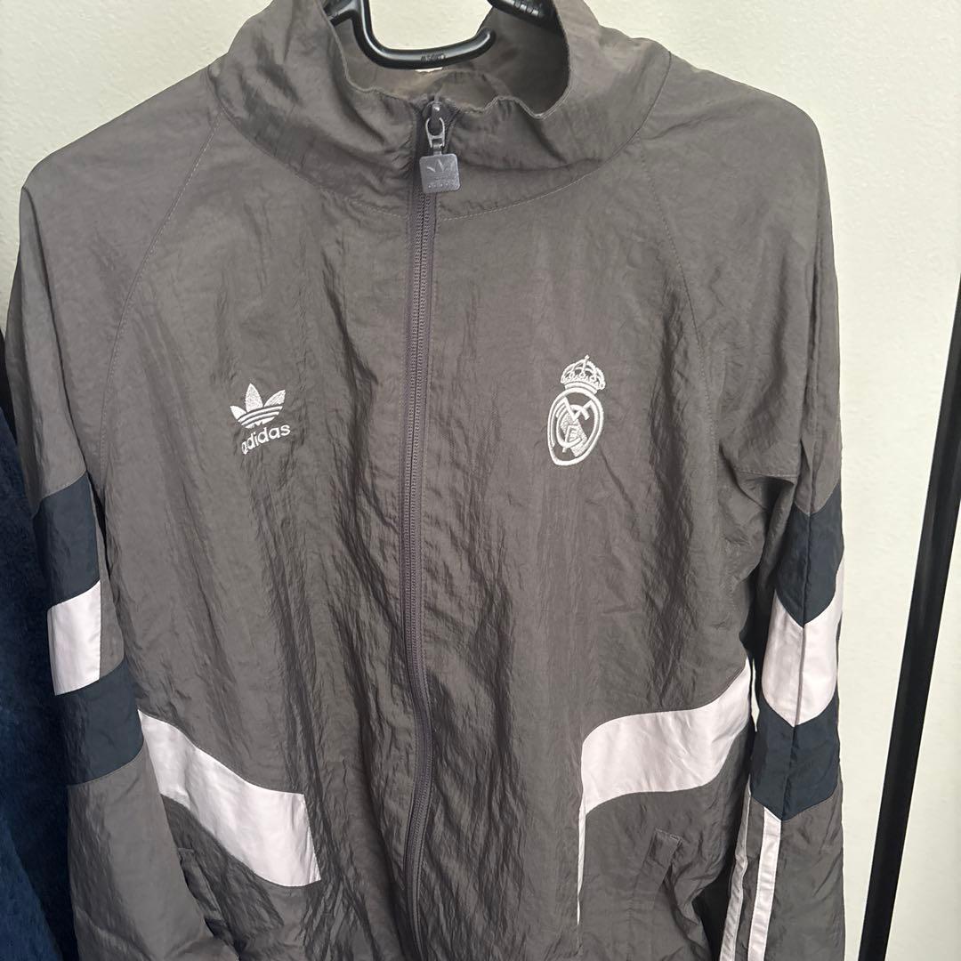 【早い者勝ち】正規品レアル・マドリードトラックジャケットJP XL