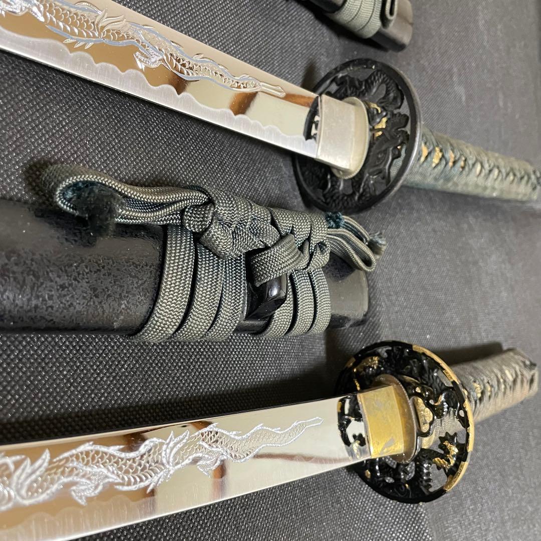 模造刀 日本刀 武具 龍彫刃 のたれ刃紋 居合刀 2本セット 太刀脇差（B06）