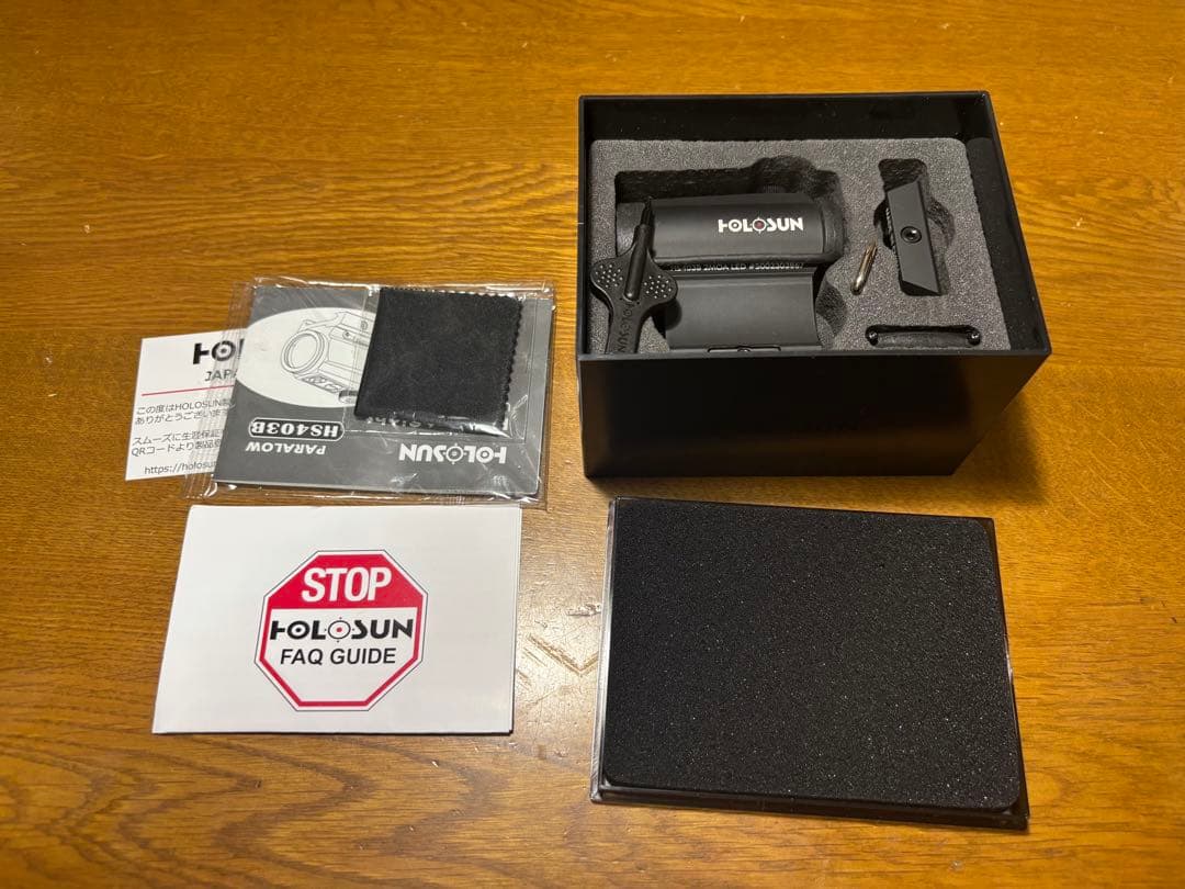 【美品】【おまけつき】HOLOSUN HS403B レッドドットサイト