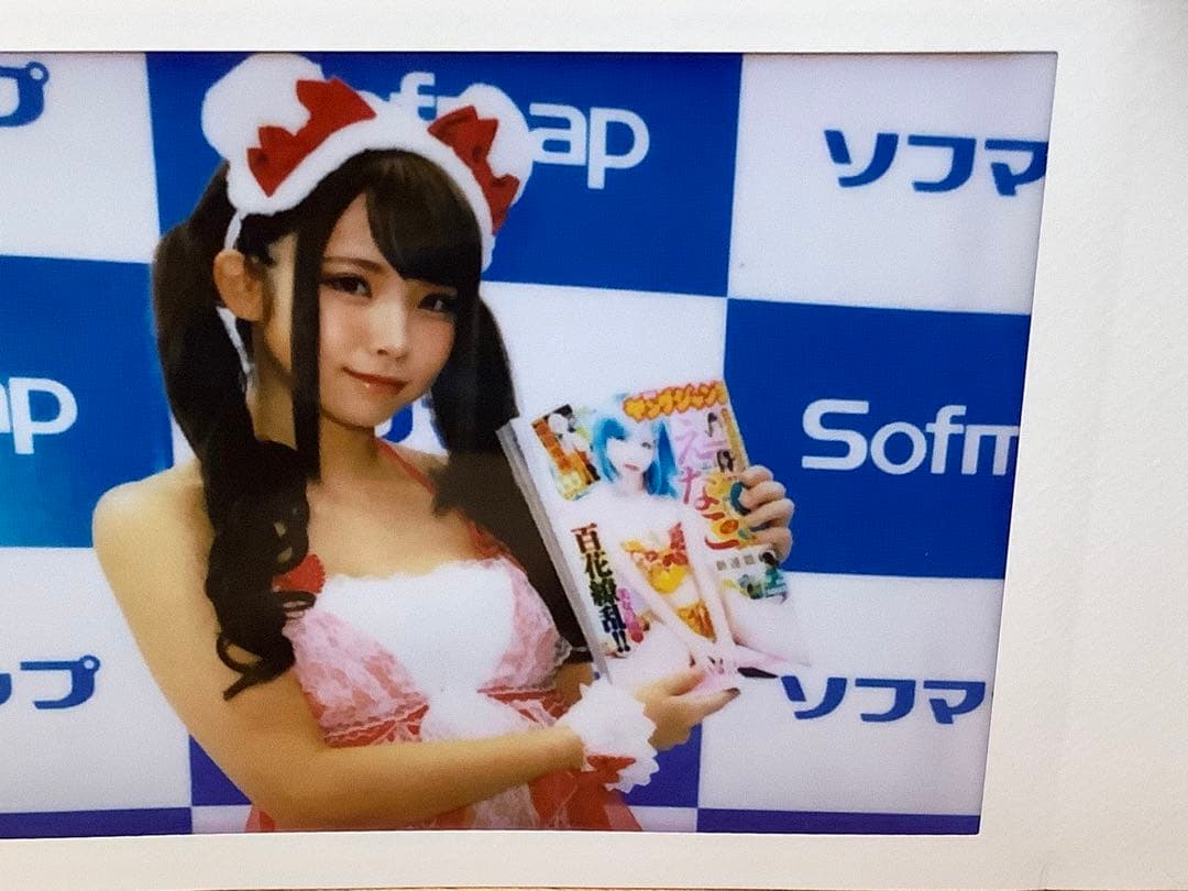 えなこ Cosplayer ‼️ サイン‼️