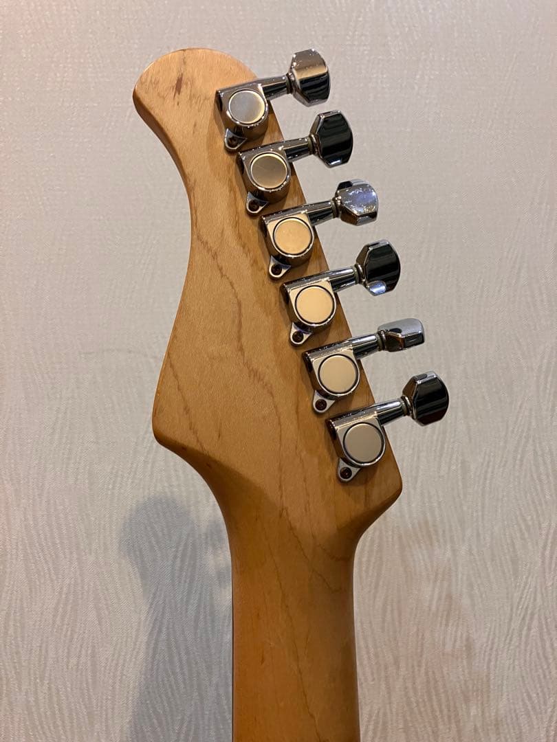 Bacchus（旧ロゴ） BST-250R エレキギター中古