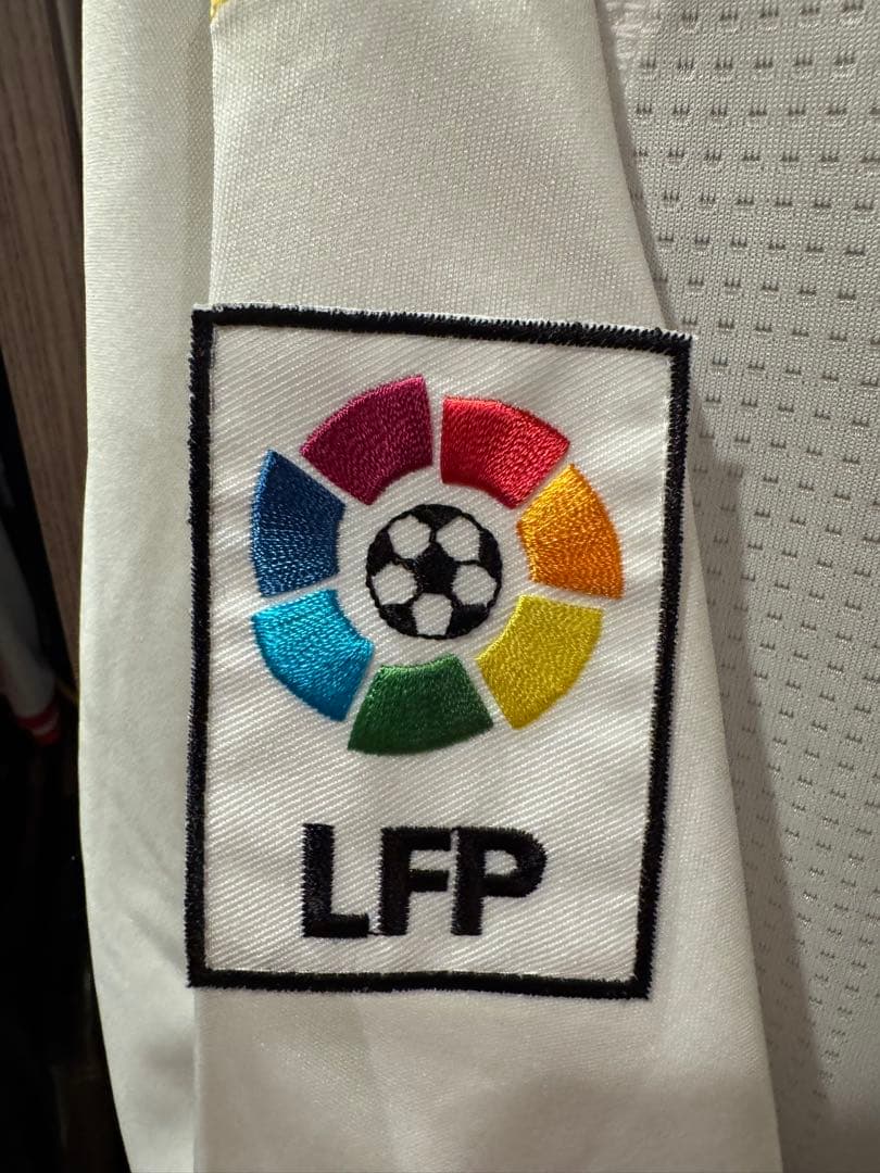 激レア アディダス レアルマドリード シャビアロンソ ユニフォーム フットボール