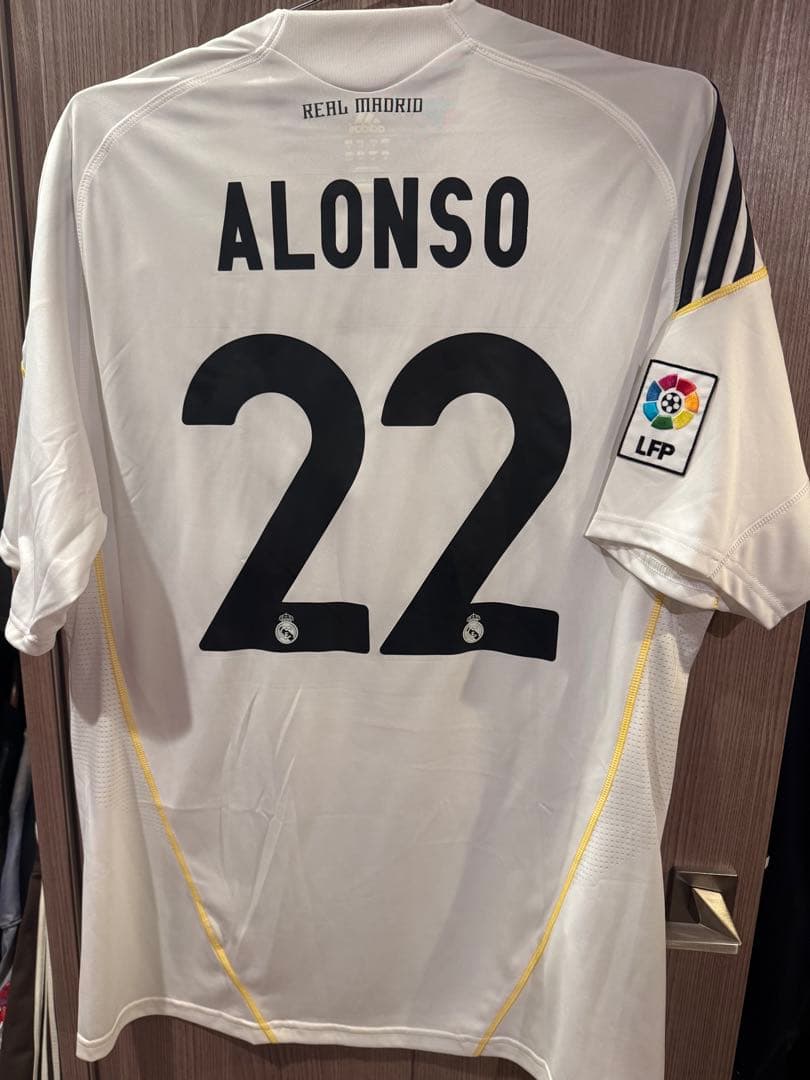 激レア アディダス レアルマドリード シャビアロンソ ユニフォーム フットボール