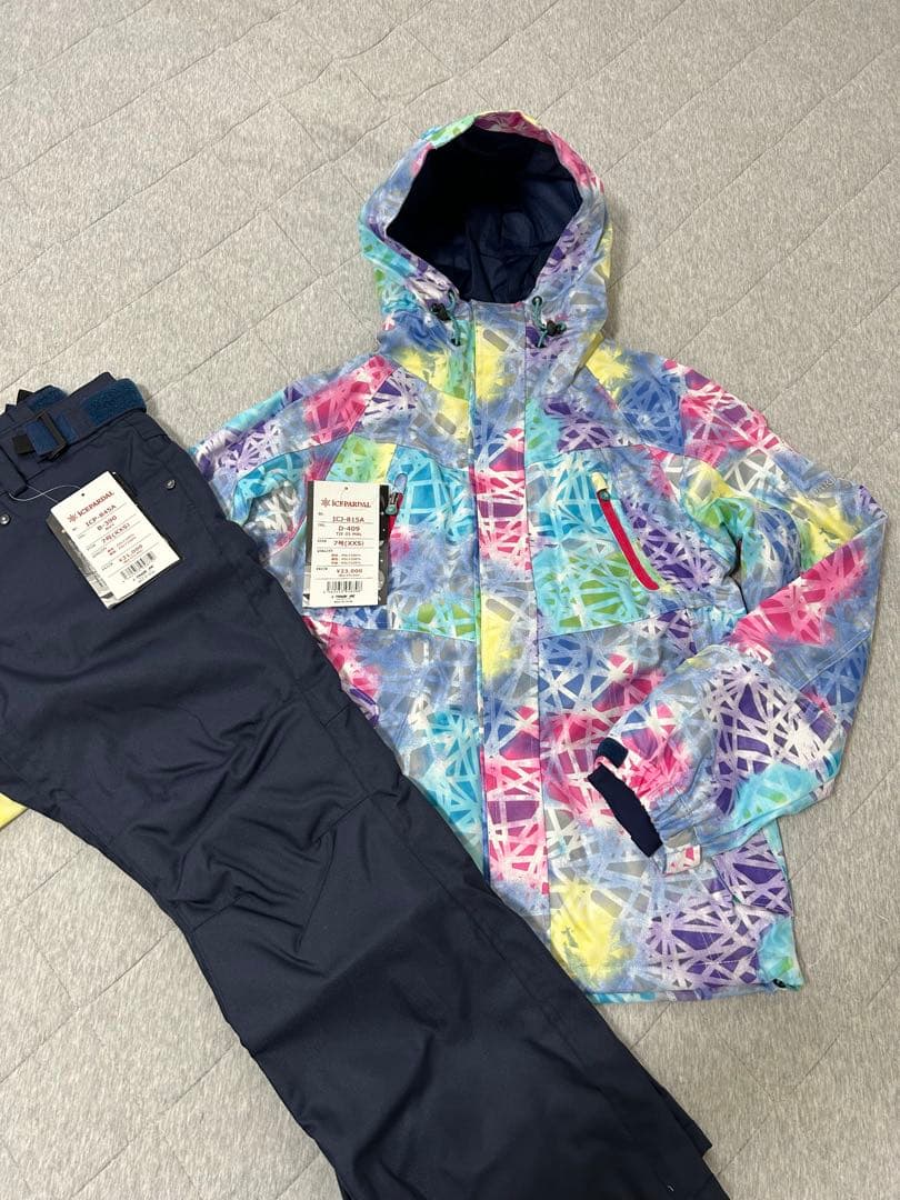 【新品・タグ付】スノボ スキー ウェア 上下セット