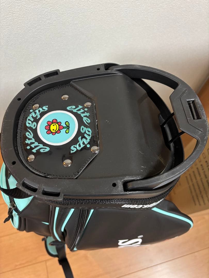 超美★限定レアカラーBLUE/BLACK elite grips キャディバック