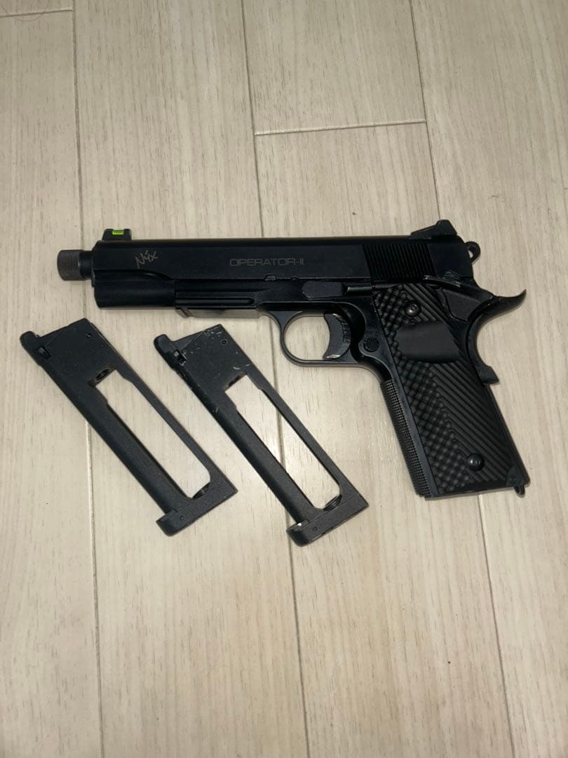 カーボネイト m45ナイトシフト　マガジン2つ