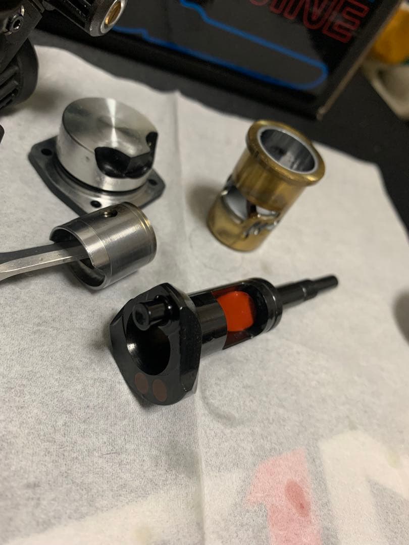 ホビーラジコン PICCO MONZA NINE .21 DLC CERAMIC ON ROAD