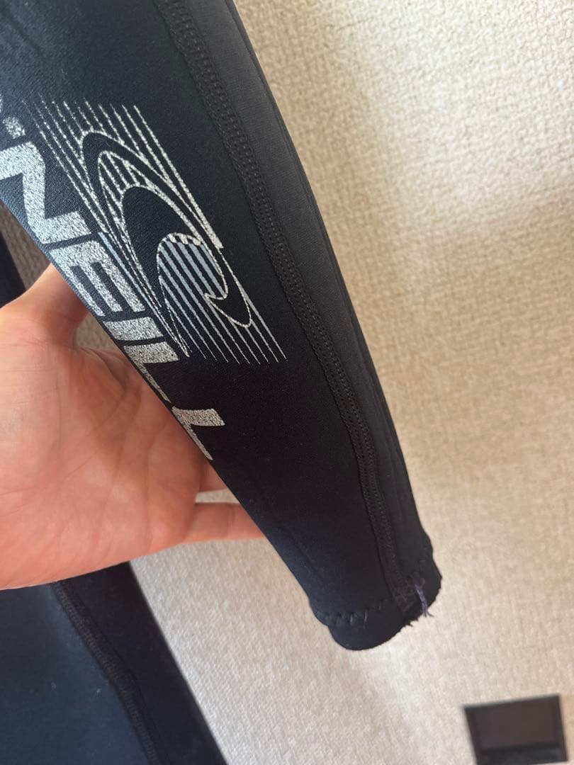 O'Neill ブラック フルスーツ