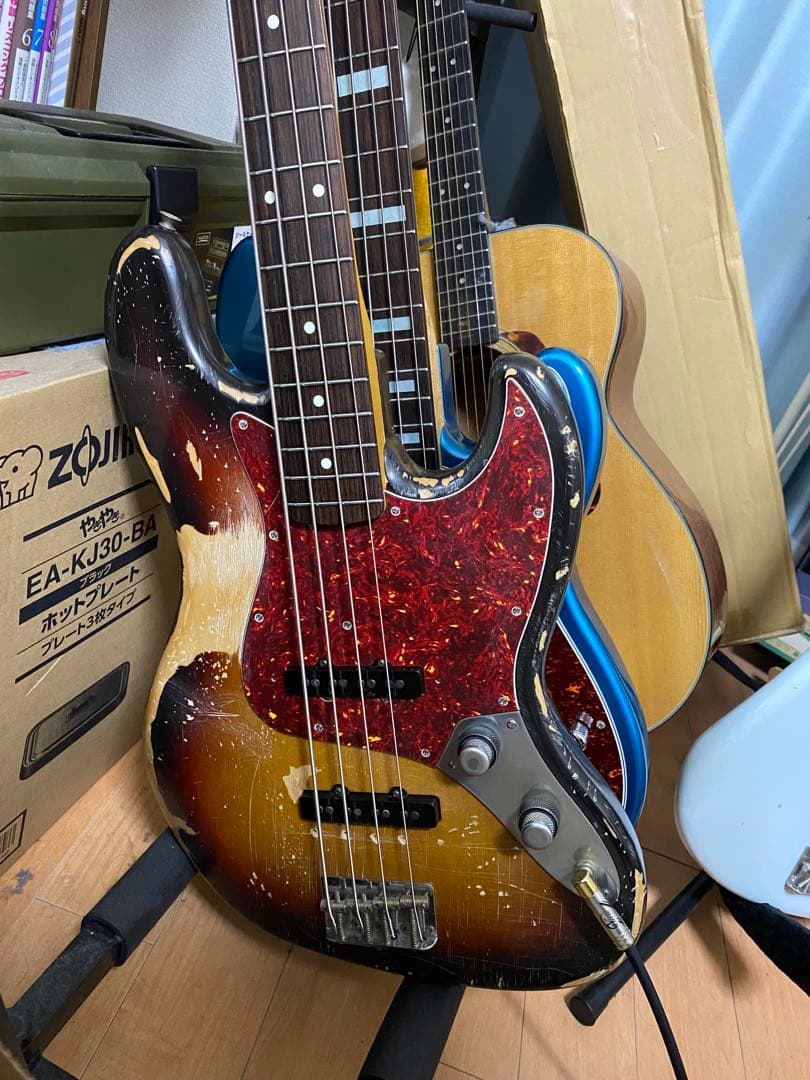ベース Fender Japan Jazz Bass Heavy Aged