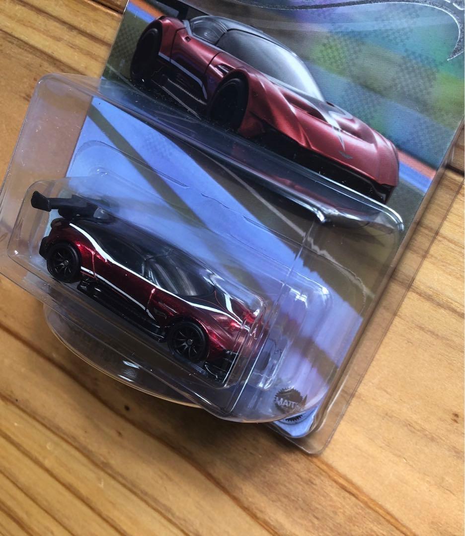 ホットウィール NFTガレージ Aston Martin Vulcan