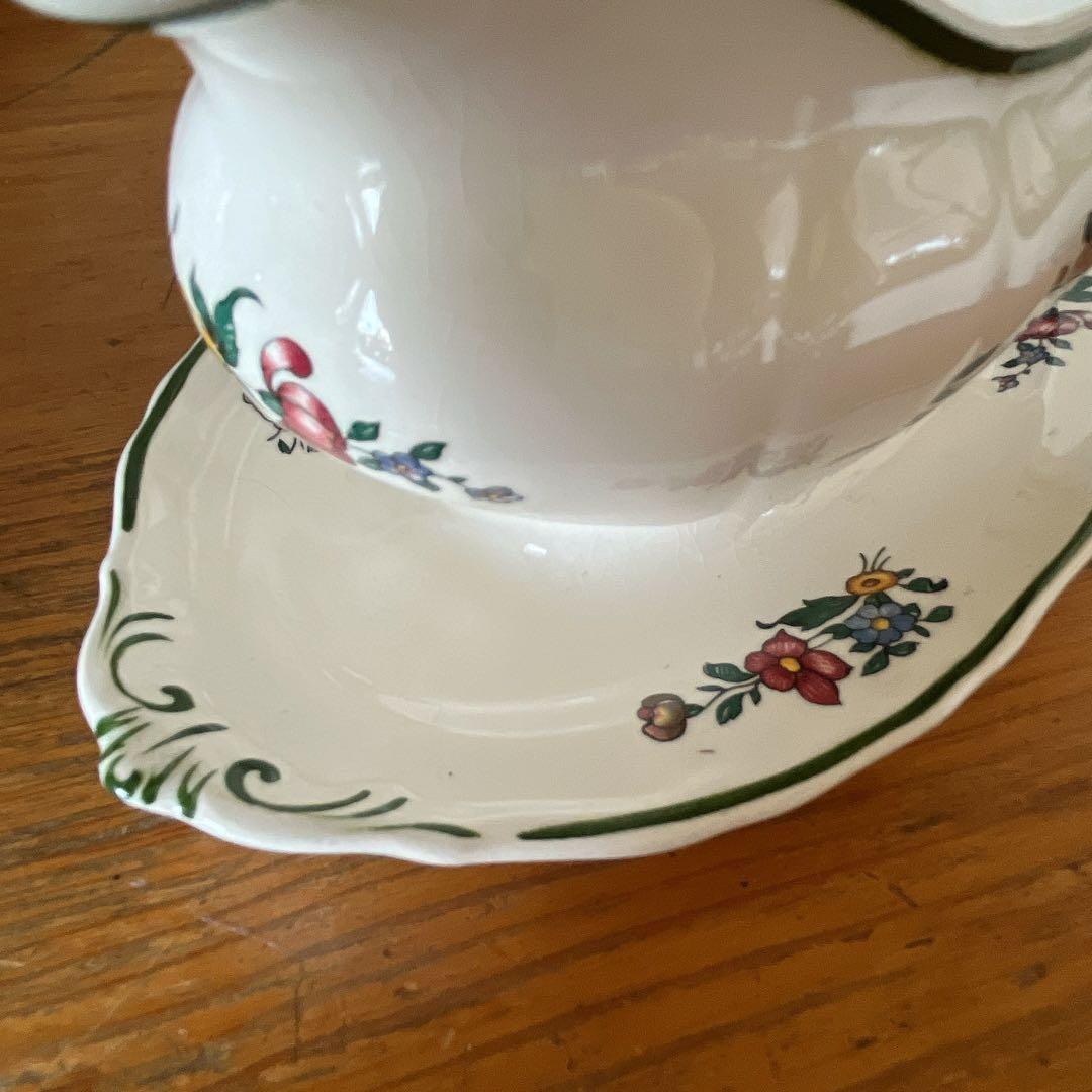 ビレロイボッホ　ストラスブールの花柄ソーシエール