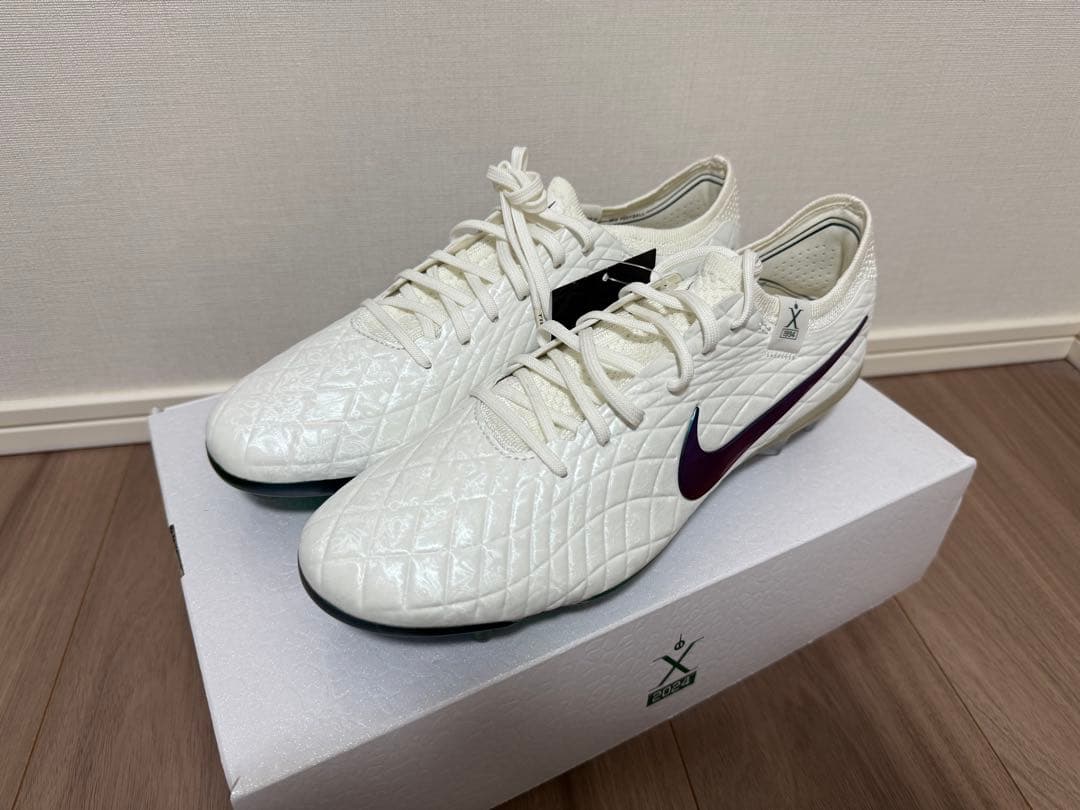 ティエンポ レジェンド 10 エリート 30 FG SE（26.5）