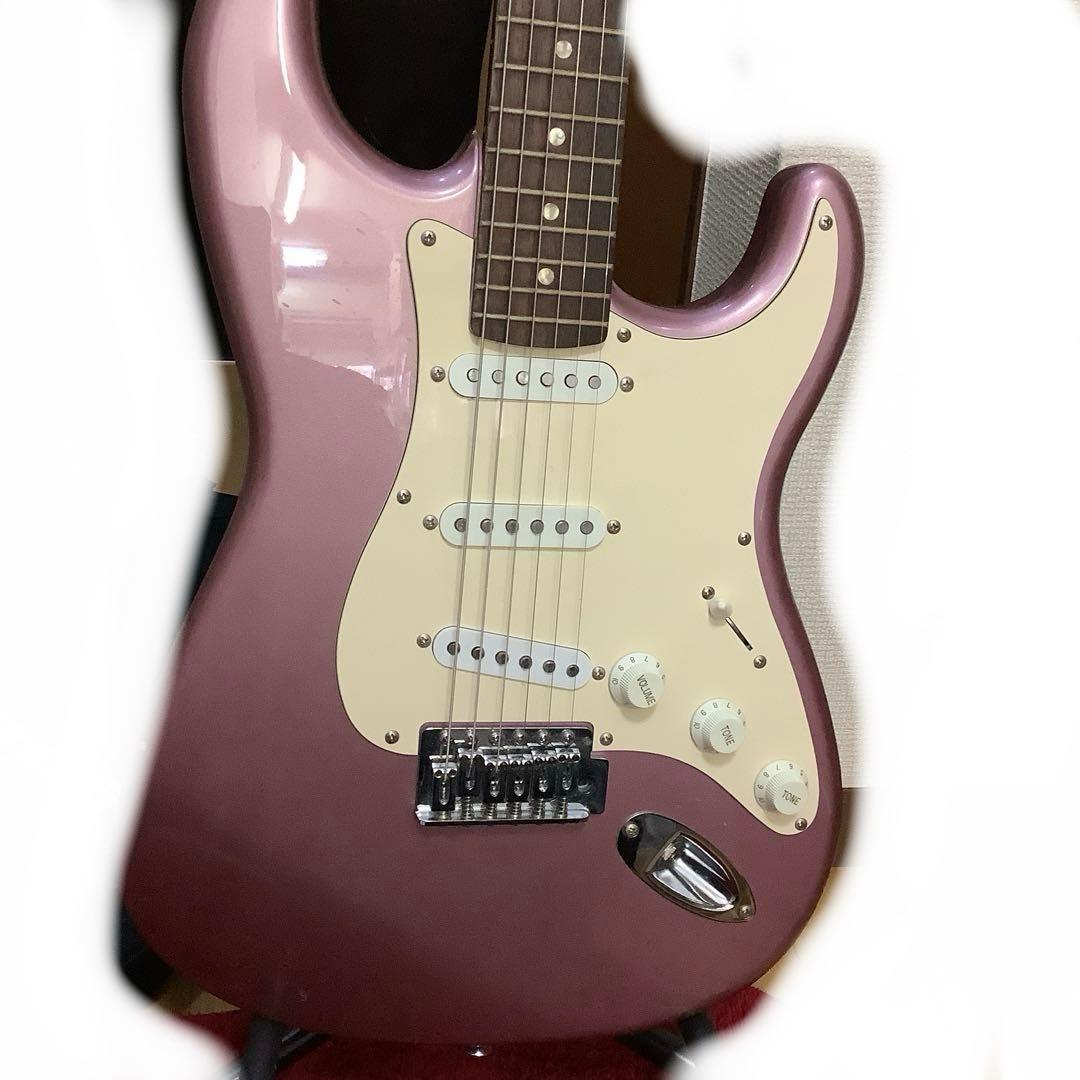 5685④FERNANDES エレキギターとギターケースセット