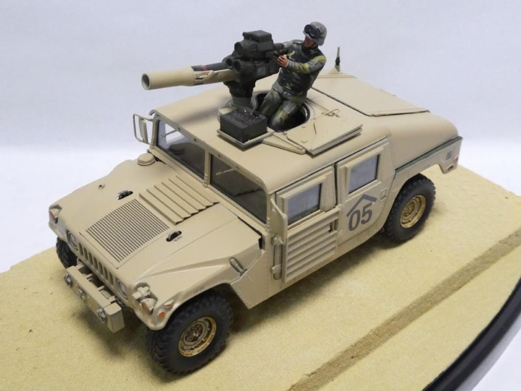 タミヤ　1/35　アメリカ陸軍 ハンビー TOW ミサイルキャリヤー　完成品