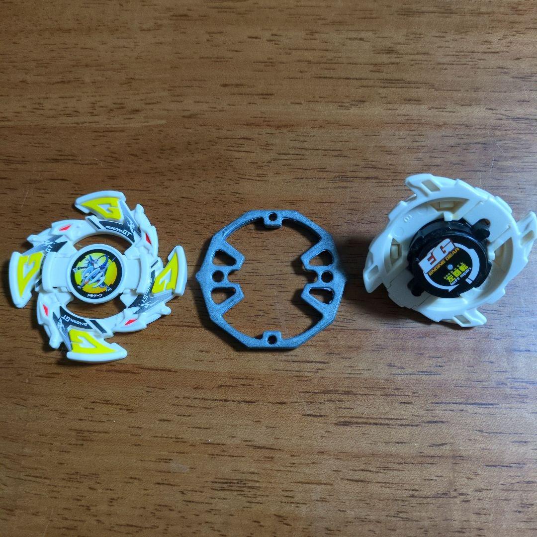 爆転シュートベイブレード　ドラグーンGT スターターキー付き　Gレボ