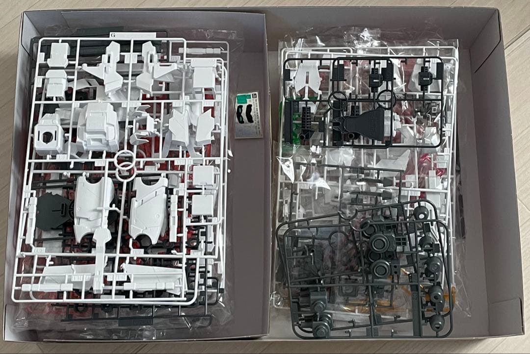 ユニコーンガンダム (デストロイモード) 1/48 メガサイズモデル