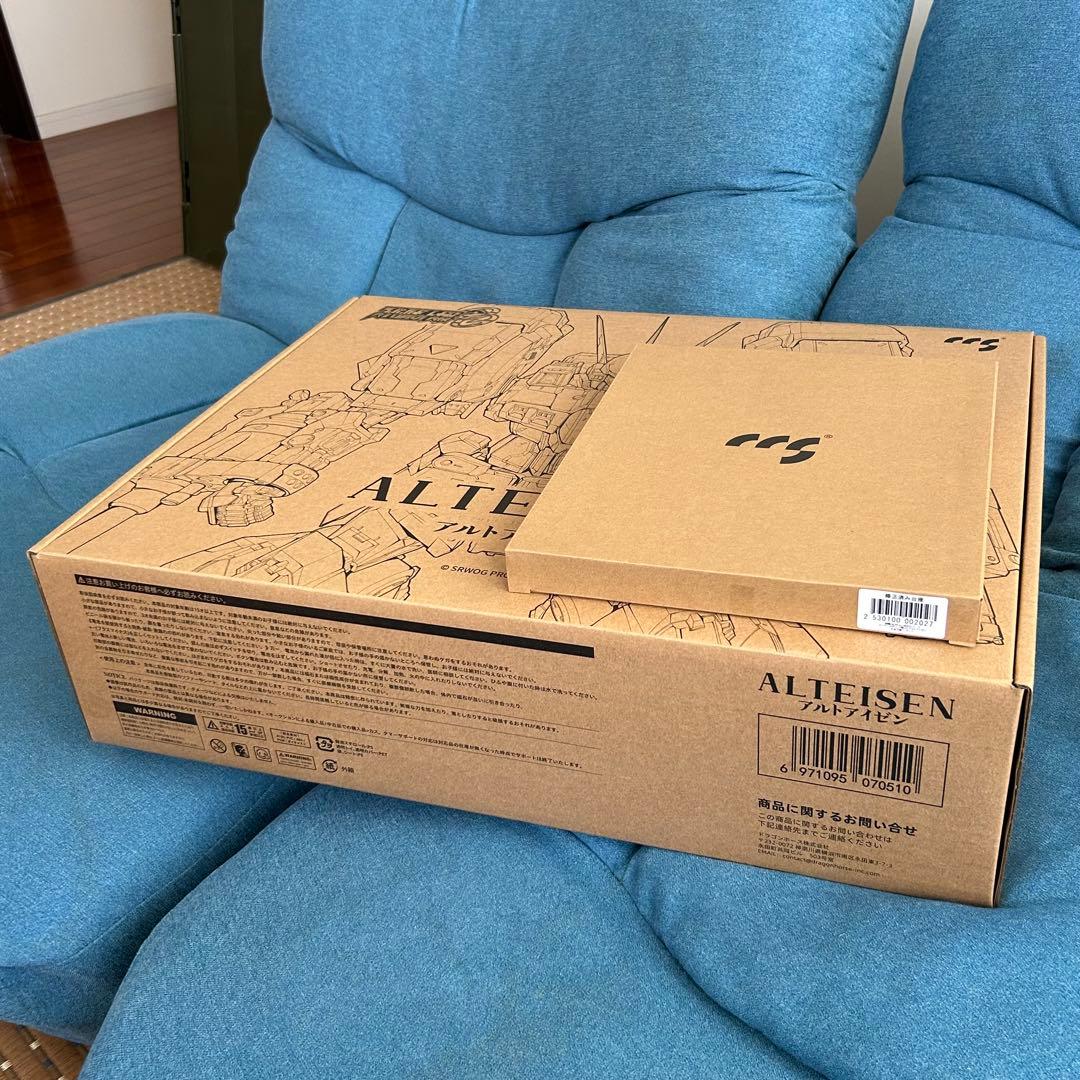 【新品未組立】鉄魄 (台座付)Sロボット大戦OGアルトアイゼン合金可動フィギュア