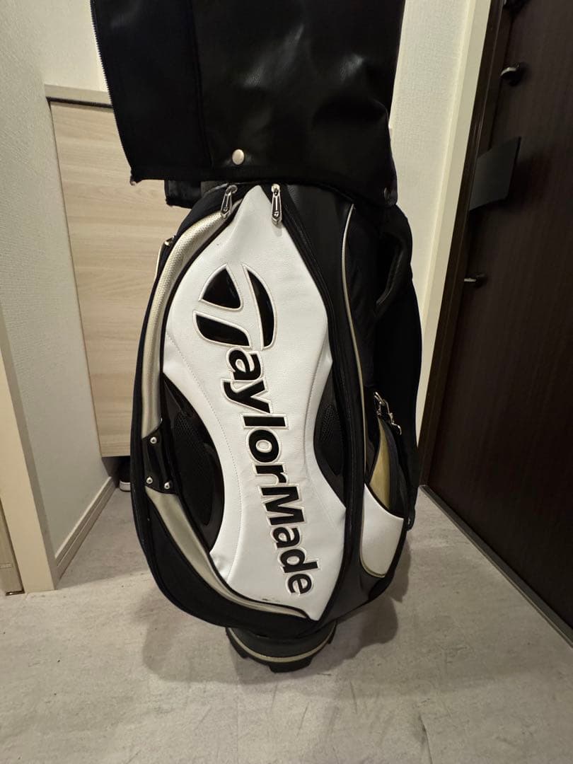 テーラーメイド　キャディバッグ　SY202