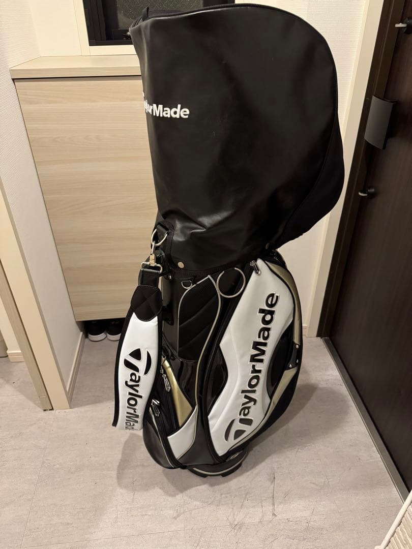 テーラーメイド　キャディバッグ　SY202