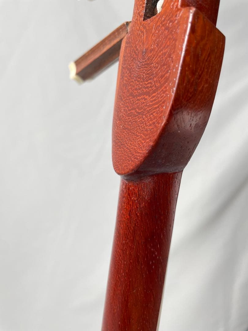 真壁・花梨・デザイン人工皮三線