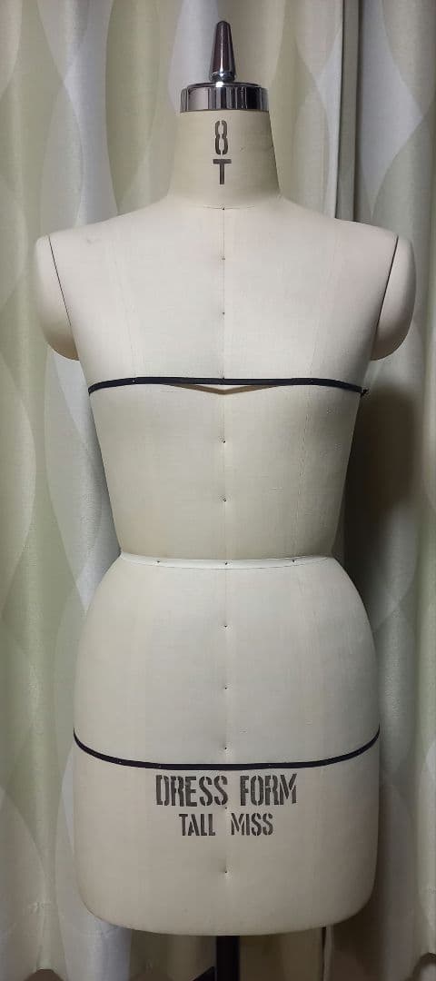 【美品】洋裁用マネキン　大洋工芸アミコ　TallMiss8号ボディ