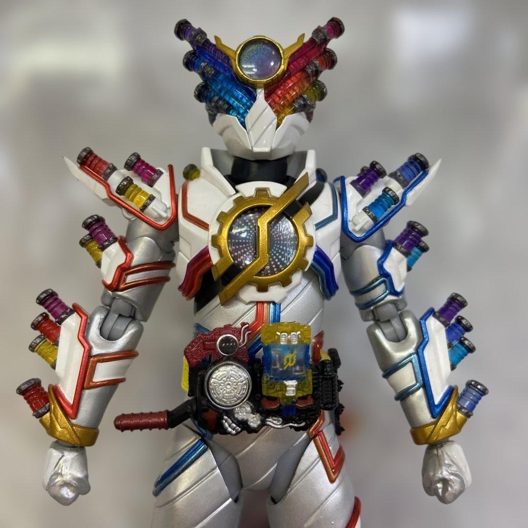 美品 S.H.Figuarts 仮面ライダー ビルド ジーニアスフォーム