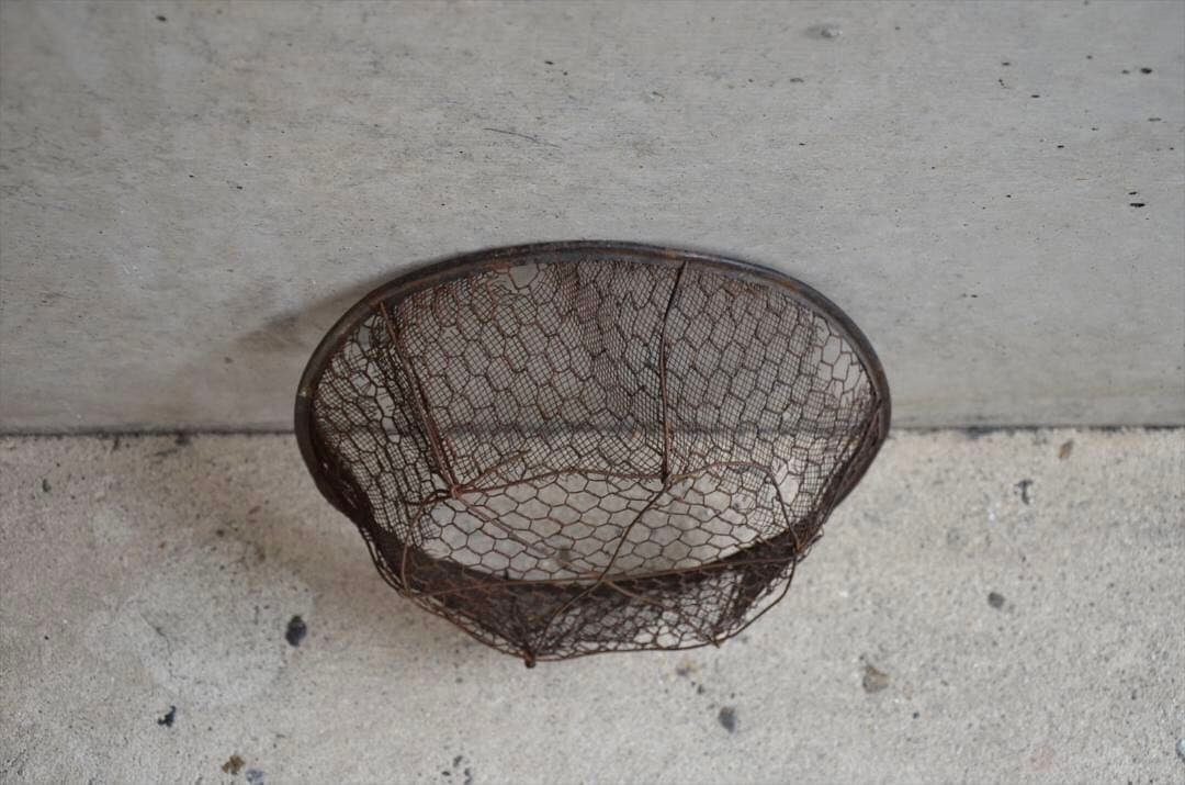 昭和時代　鉄製　鉄網　ザル　オブジェ　レトロ　アンティーク