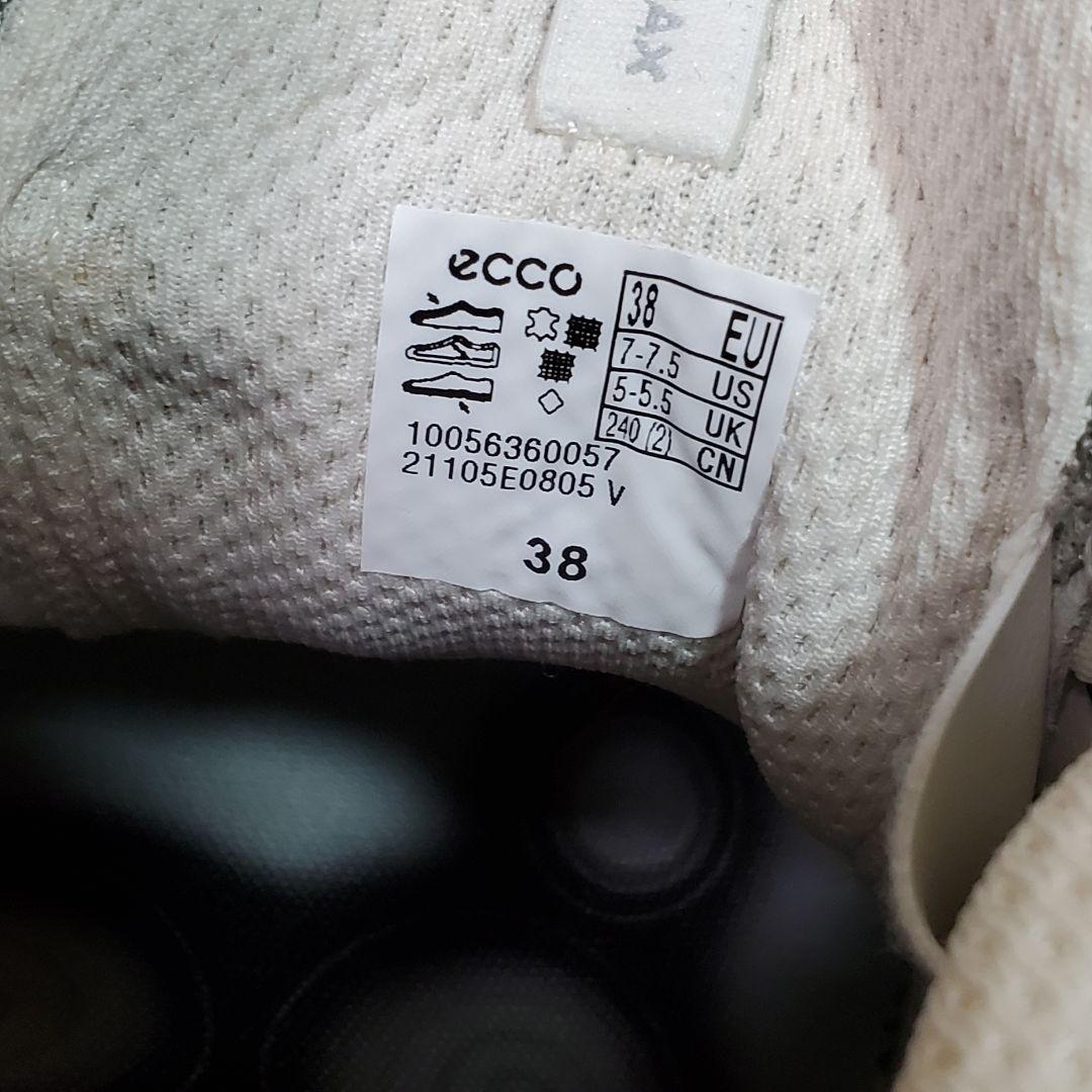 【試着のみ】ecco　ゴルフシューズ　バイオム　スパイクレス　24cm　ホワイト