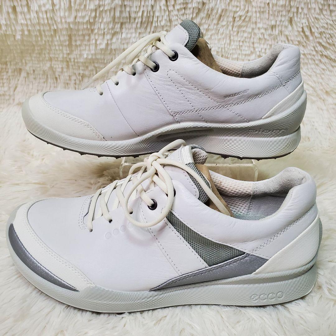 【試着のみ】ecco　ゴルフシューズ　バイオム　スパイクレス　24cm　ホワイト