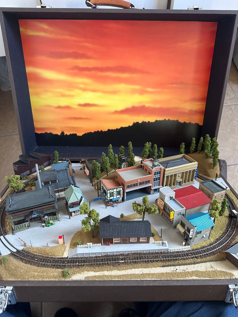 ジオラマ完成版精密鉄道風景模型 駅前横丁Nゲージ 現状品 鉄道模型完成品駅電車