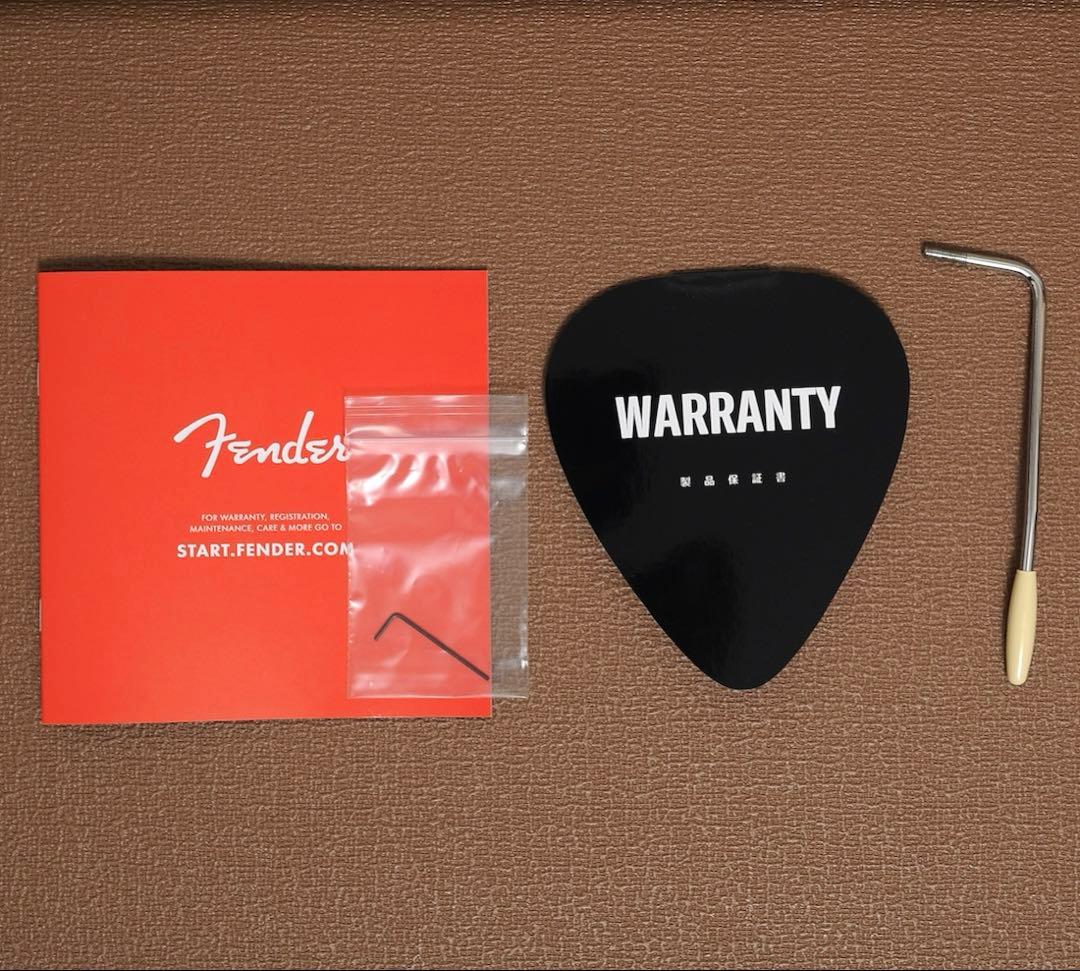 新品Fender Limited Char Stratocaster