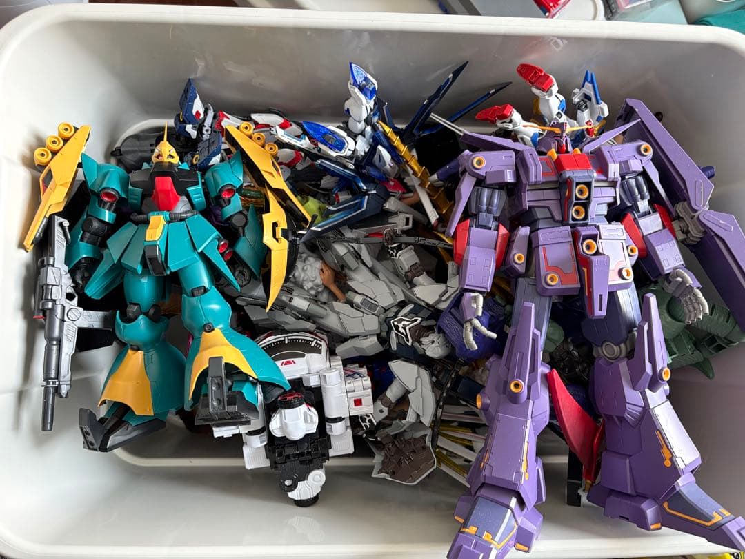 [値下げ交渉可能]ガンプラ 大量まとめ売り 約40体以上サザビー Hi-ν 他